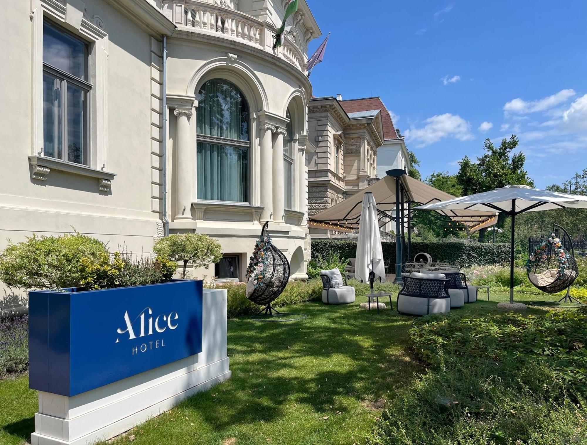 Alice Hotel Budapest Exteriör bild